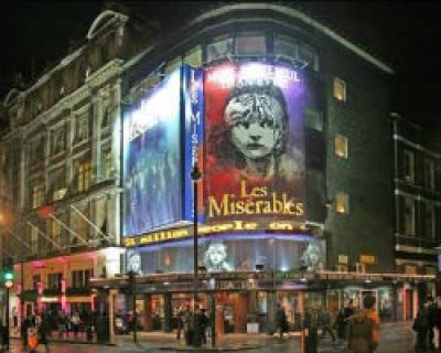 Queens Theatre