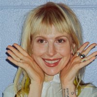 Paramore's Hayley Williams Announces The Hayley Williams Show North And Latin American Tour thumbnail