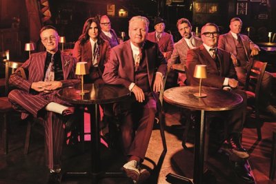 Squeeze on 'Trixies', Their Biggest Ever Tour and the Importance of Grassroots Venues thumbnail