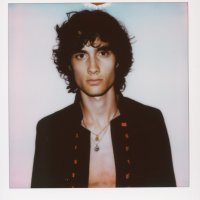 Sombr Releases New Single Potential thumbnail