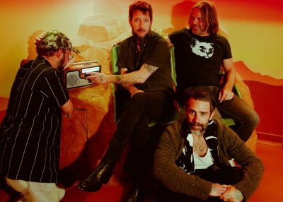 Band Of Horses Plot Autumn UK And European Shows For 'Everything All The Time' 20th Anniversary Tour thumbnail