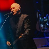 Midge Ure Announces New Album 'A Man Of Two Worlds' And Autumn UK Tour thumbnail