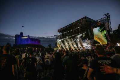 Alter Bridge's Blackbird Festival is a Triumph For Loud, Unapologetic Heavy Music thumbnail