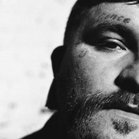 Teddy Swims Shares New Single Break Up In Reverse thumbnail