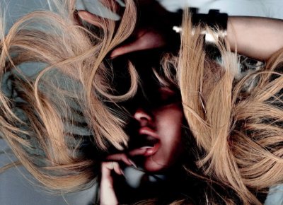 Ellie Goulding To Celebrate 'I Know Too Much' With Intimate UK Album Launch Shows thumbnail