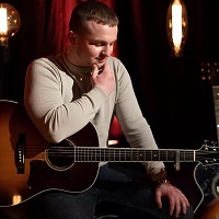 Dan McCabe artist image