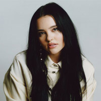 Lauren Spencer Smith artist image