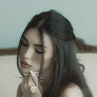 Madison Beer artist image
