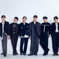 MONSTA X artist image