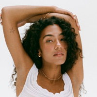 Olivia Dean artist image