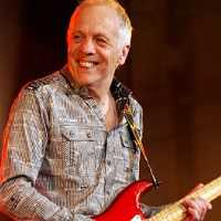 Robin Trower artist image