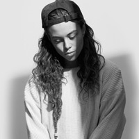 Tash Sultana artist image